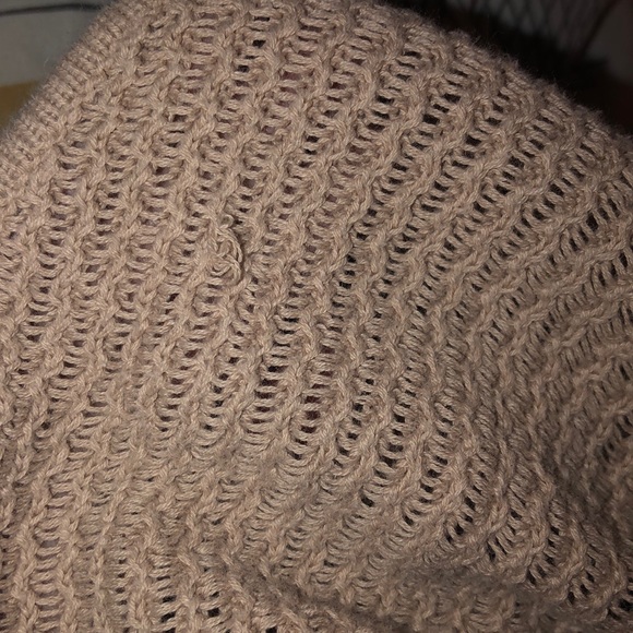 Forever 21 Long Sleeve - Picture 6 of 6